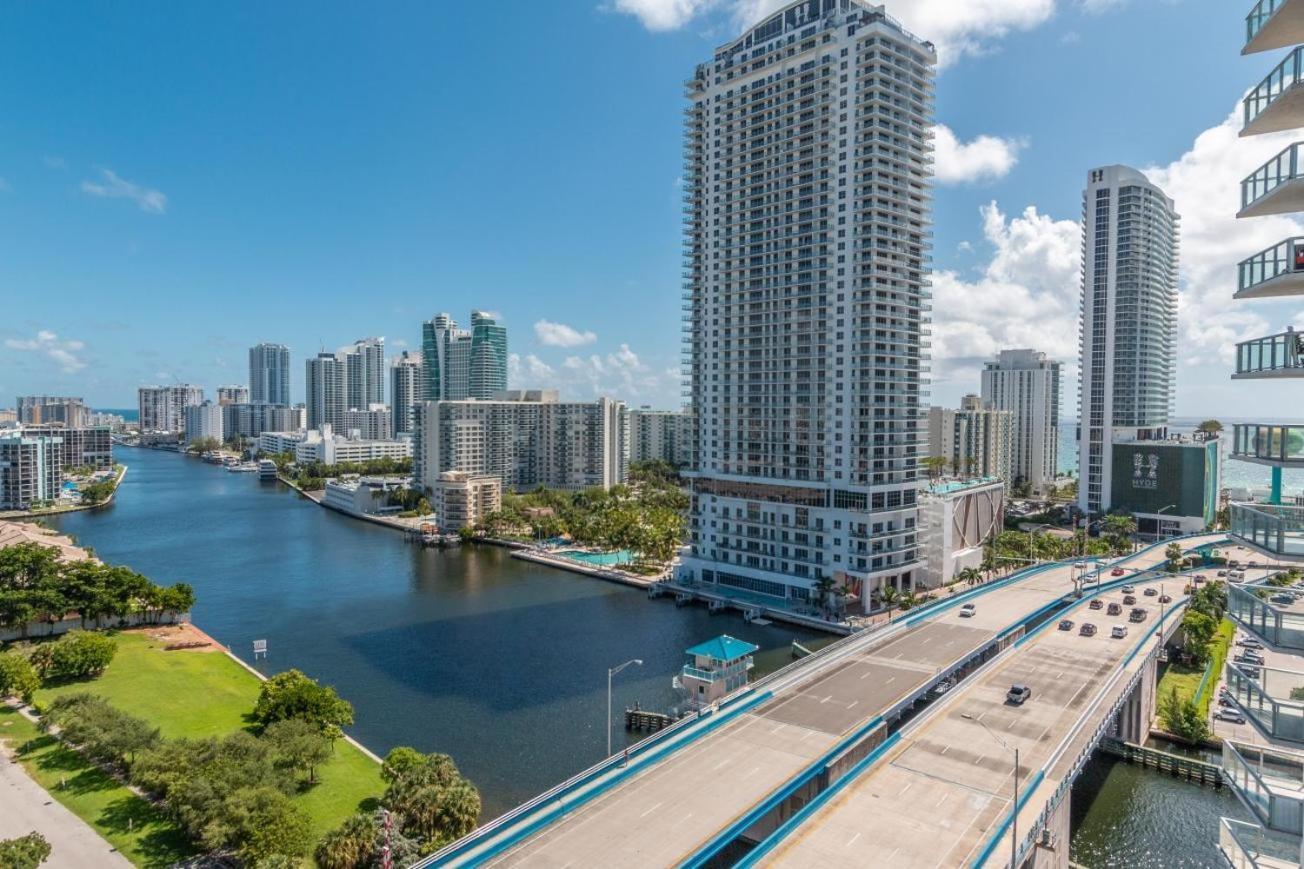 Modern One Bedroom Rental At Beach Walk Resort Miami 18Th Floor Hallandale Beach Zewnętrze zdjęcie