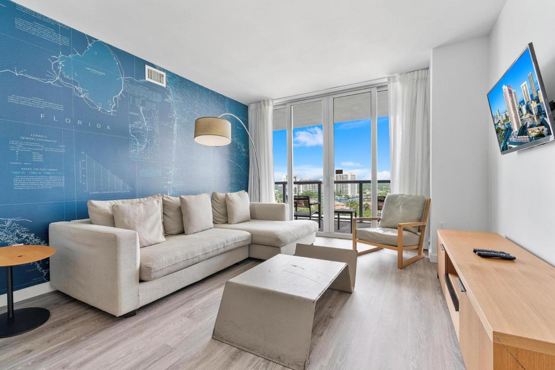 Modern One Bedroom Rental At Beach Walk Resort Miami 18Th Floor Hallandale Beach Zewnętrze zdjęcie