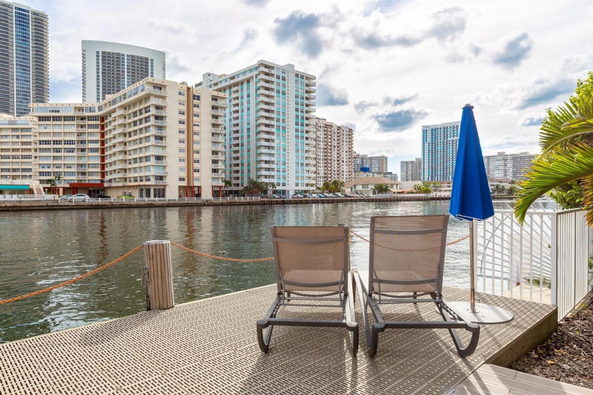 Modern One Bedroom Rental At Beach Walk Resort Miami 18Th Floor Hallandale Beach Zewnętrze zdjęcie